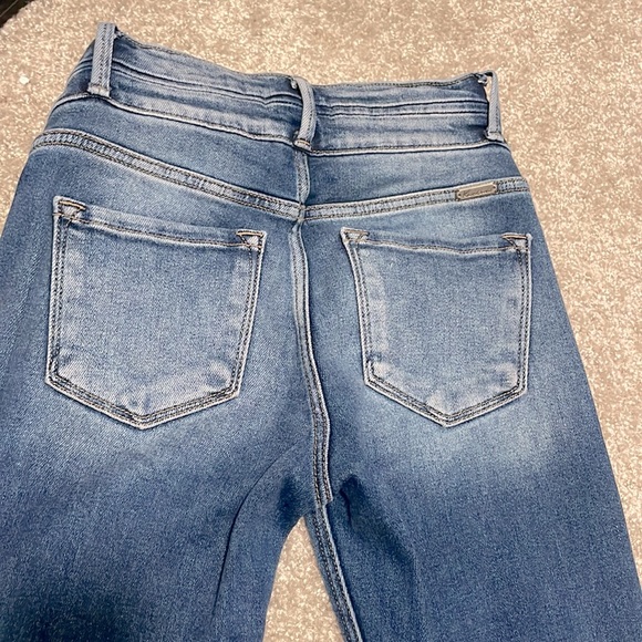 KanCan jeans from buckle. - Picture 3 of 4